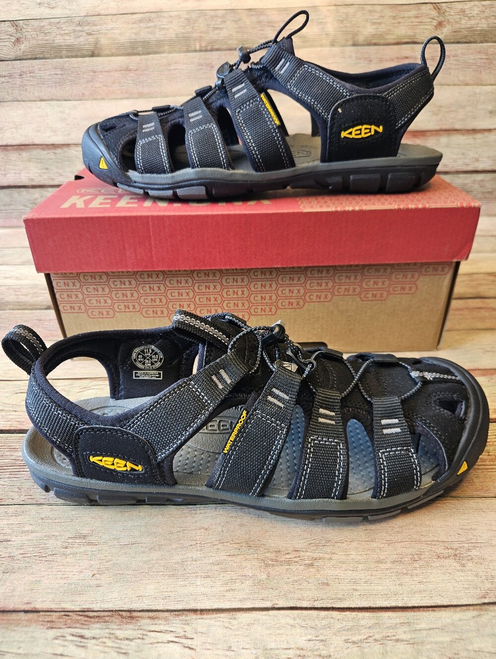 KEEN Clearwater CNX water sandals in black and gargoyle